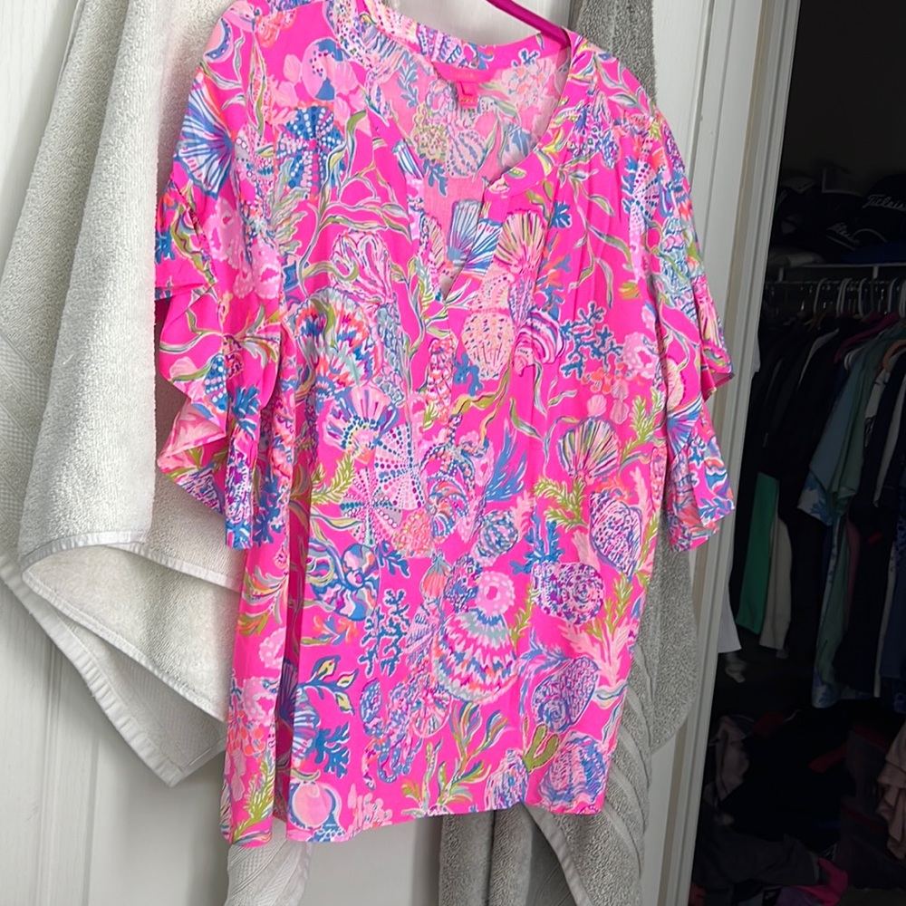 Lilly Pulitzer size medium